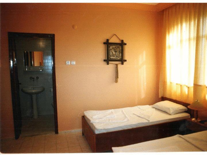 Holiday World Hotel Alanya Rum bild
