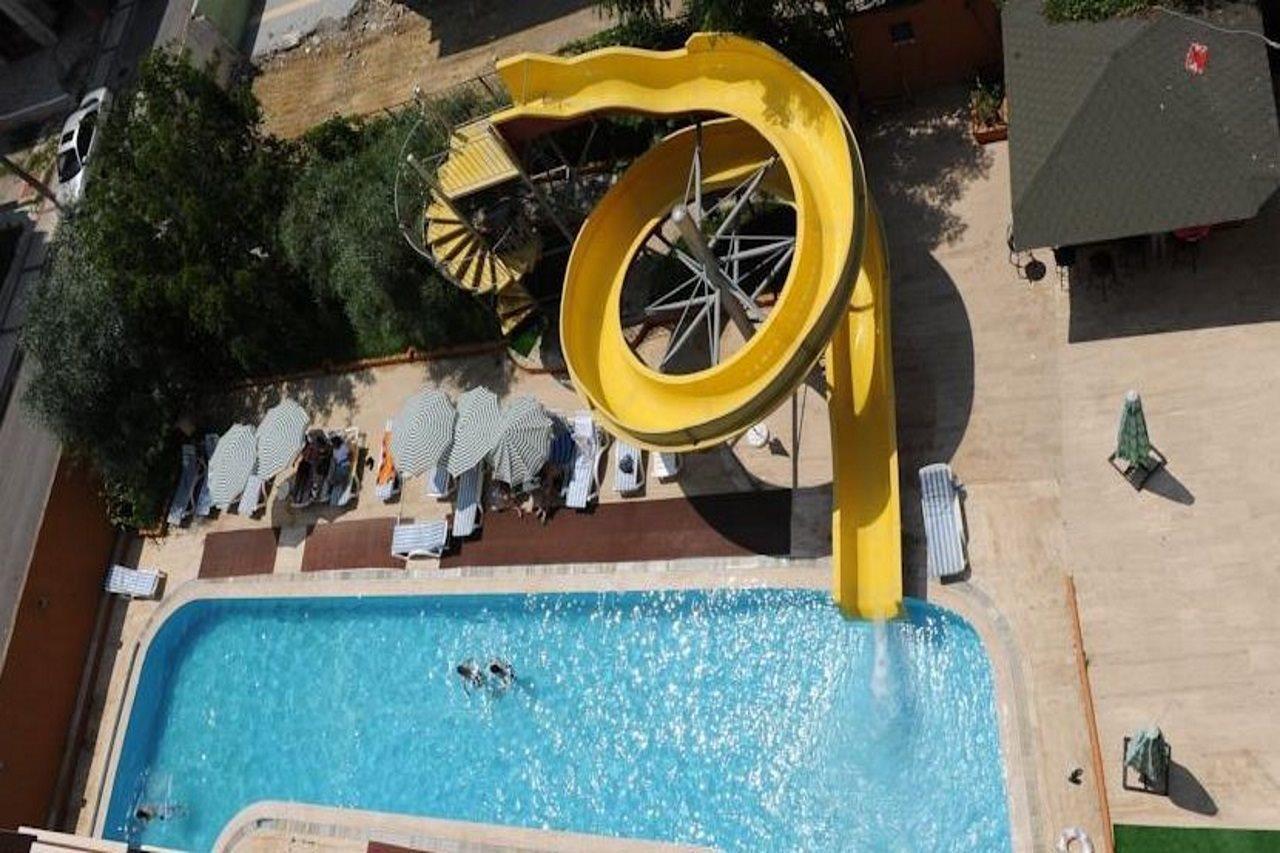 Holiday World Hotel Alanya Exteriör bild