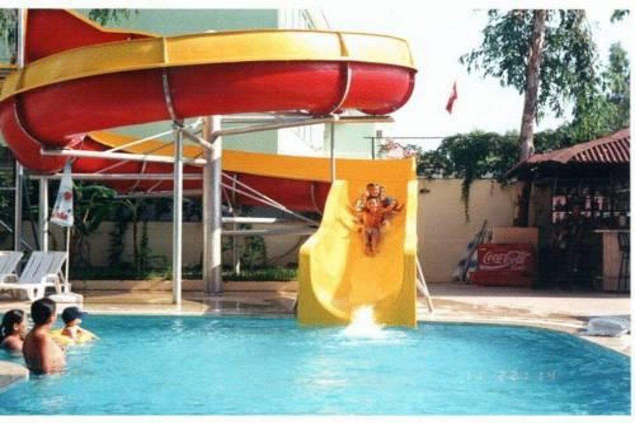 Holiday World Hotel Alanya Exteriör bild