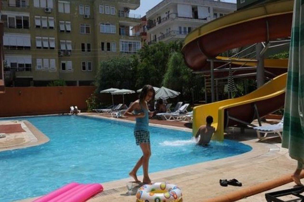 Holiday World Hotel Alanya Exteriör bild