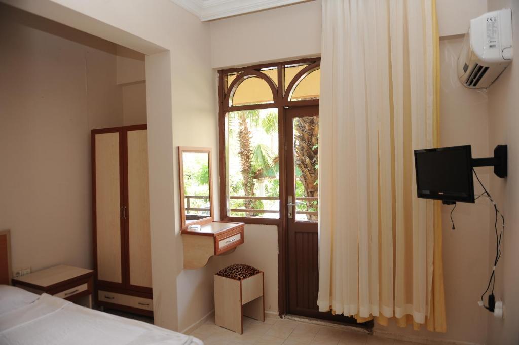 Holiday World Hotel Alanya Rum bild