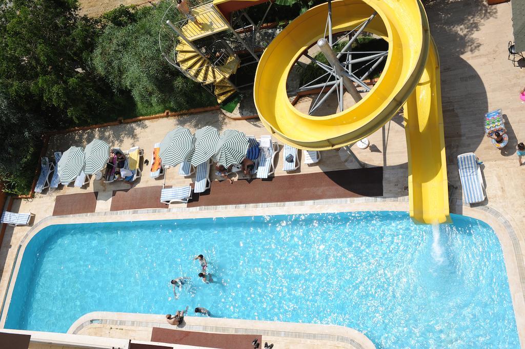 Holiday World Hotel Alanya Exteriör bild